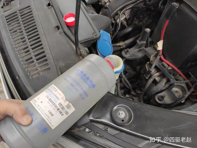 谈谈冬天玻璃水的选择和更换